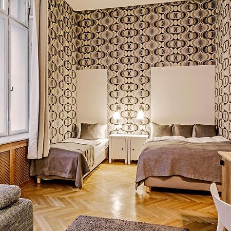 The Cream Bed and Breakfast Budapest Esterno foto