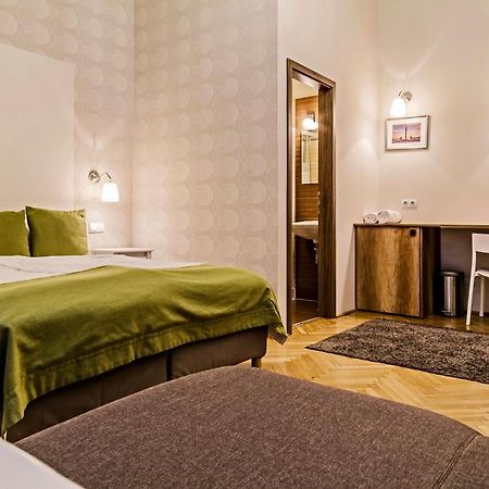 The Cream Bed and Breakfast Budapest Esterno foto