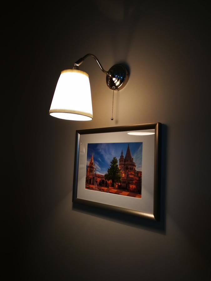 The Cream Bed and Breakfast Budapest Esterno foto