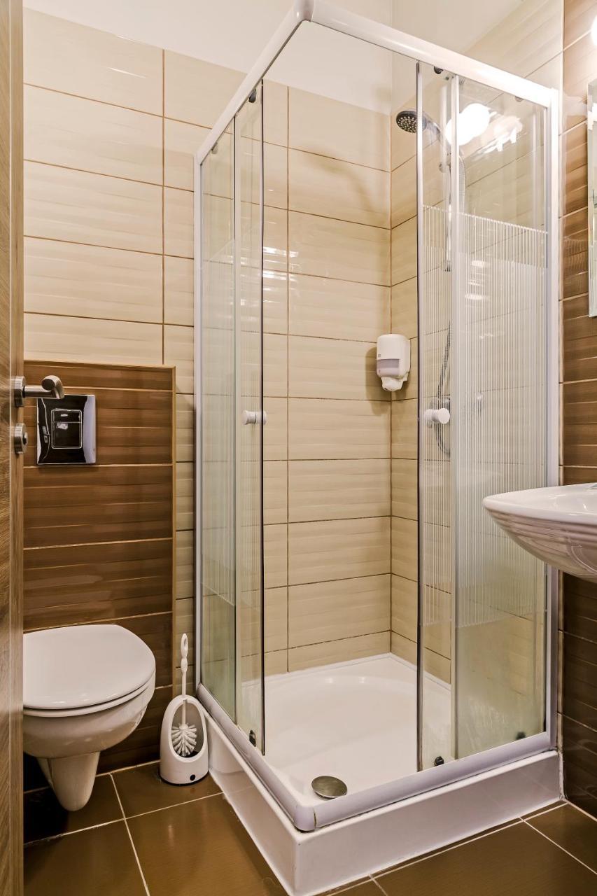 The Cream Bed and Breakfast Budapest Esterno foto