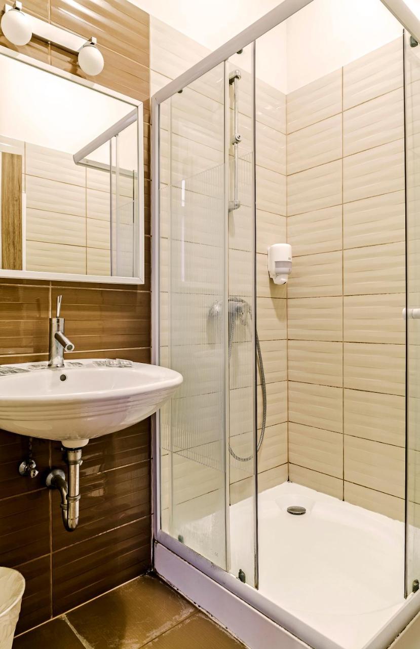 The Cream Bed and Breakfast Budapest Esterno foto