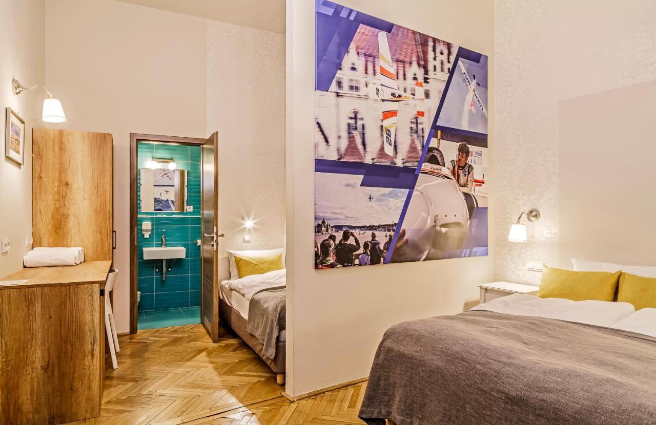 The Cream Bed and Breakfast Budapest Esterno foto